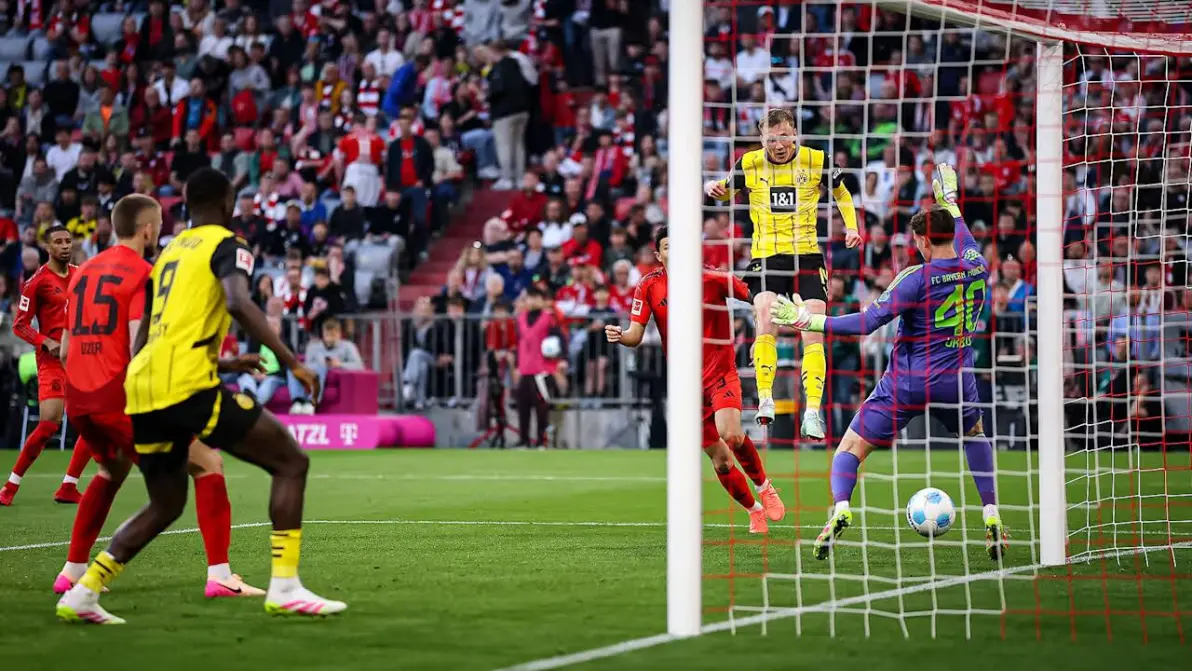 拜仁慕尼黑主场2-0击败多特蒙德，豪取德甲联赛冠军！