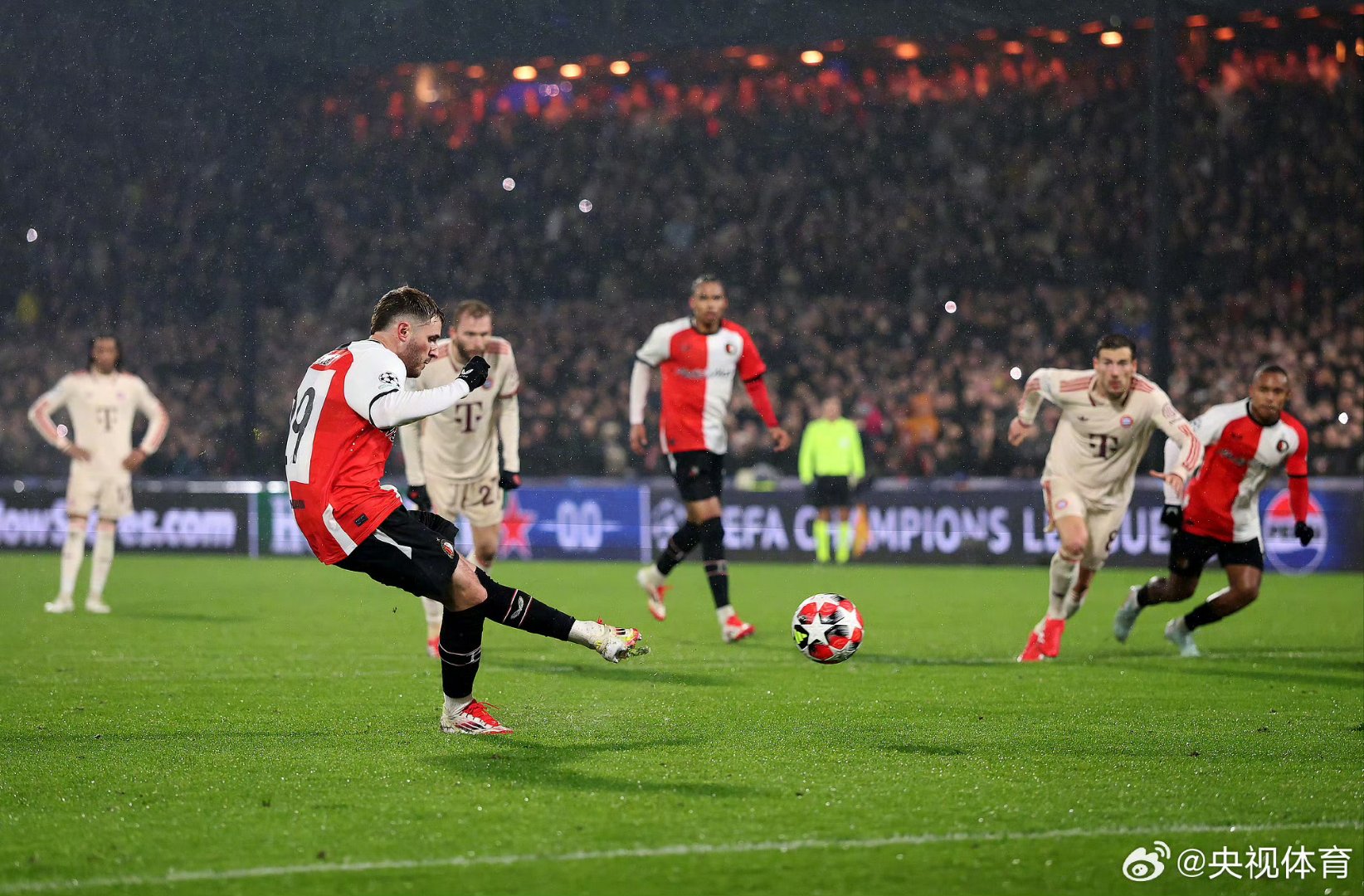 关于汉诺威主场逼平拜仁慕尼黑,全队表现抢眼!的信息 关于汉诺威主场逼平拜仁慕尼黑,全队表现抢眼!的信息